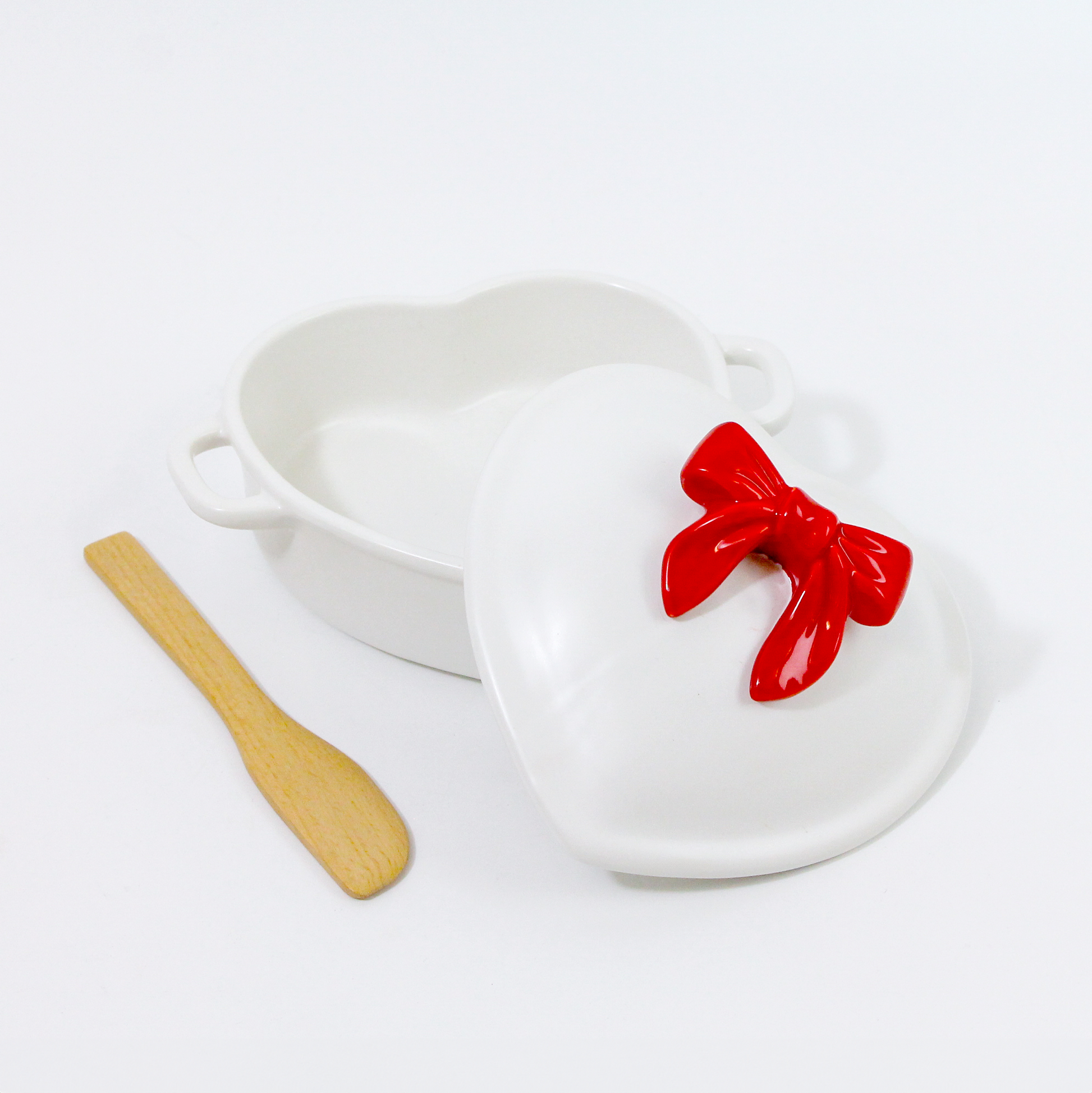 Figural White Heart Brie Baker with Red Bow Handle